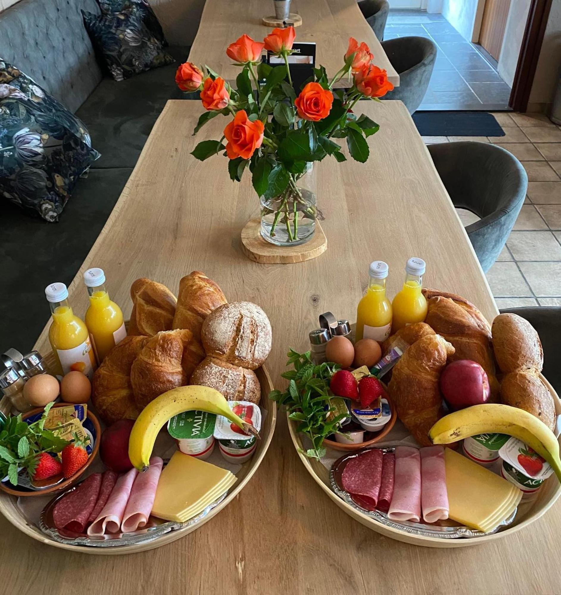 Appartementen De Zegelskoel Heijenrath Bagian luar foto